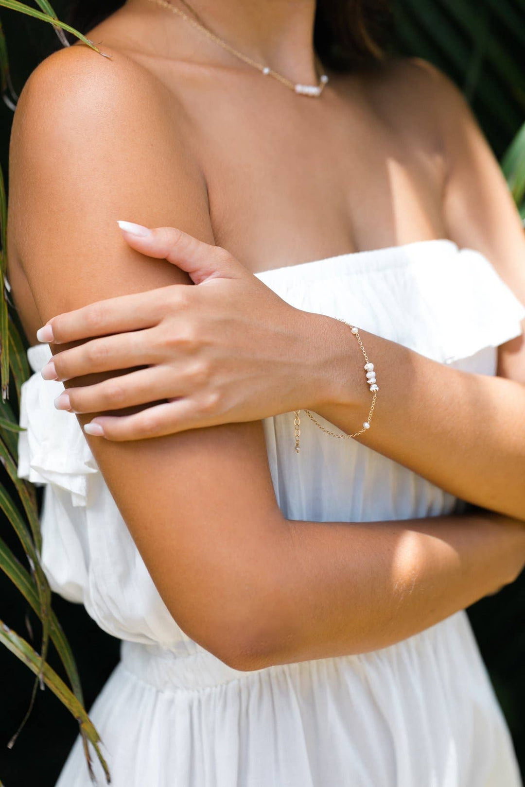 [KI•ELE] - Michelle Dainty Puka + Pearl Bracelet